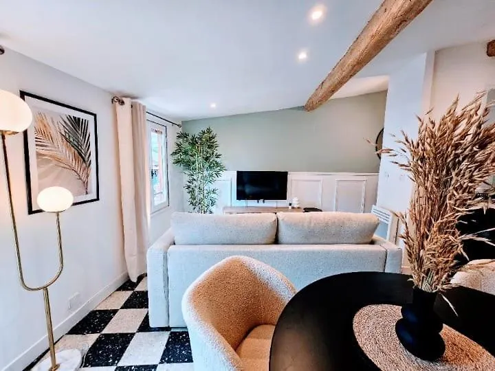4 Couchages Elegant Au Coeur Du Vieux Nice 0*,